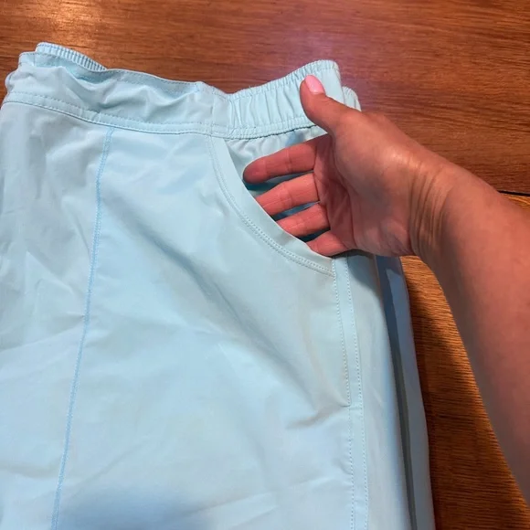 Lands End 22W summer shorts lightweight Packable quick drying vacation pale blue - Picture 3 of 9